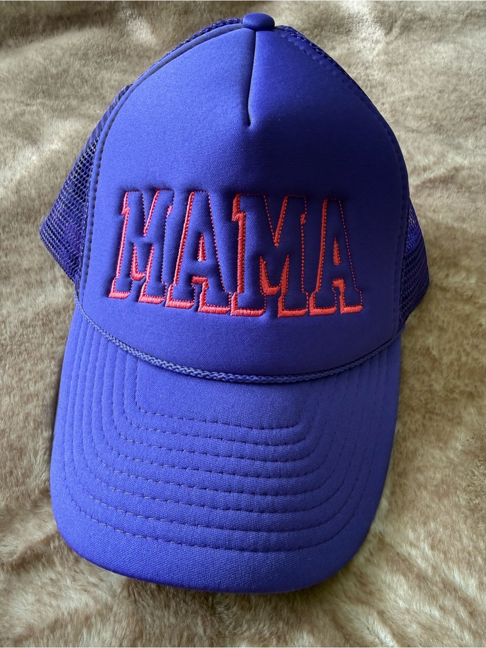 MAMA trucker hat